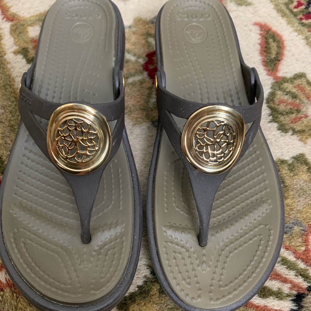 Crocs - Picture 2 of 3
